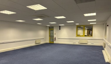 Bruntcliffe Way, Morley for lease Interior Photo- Image 2 of 2