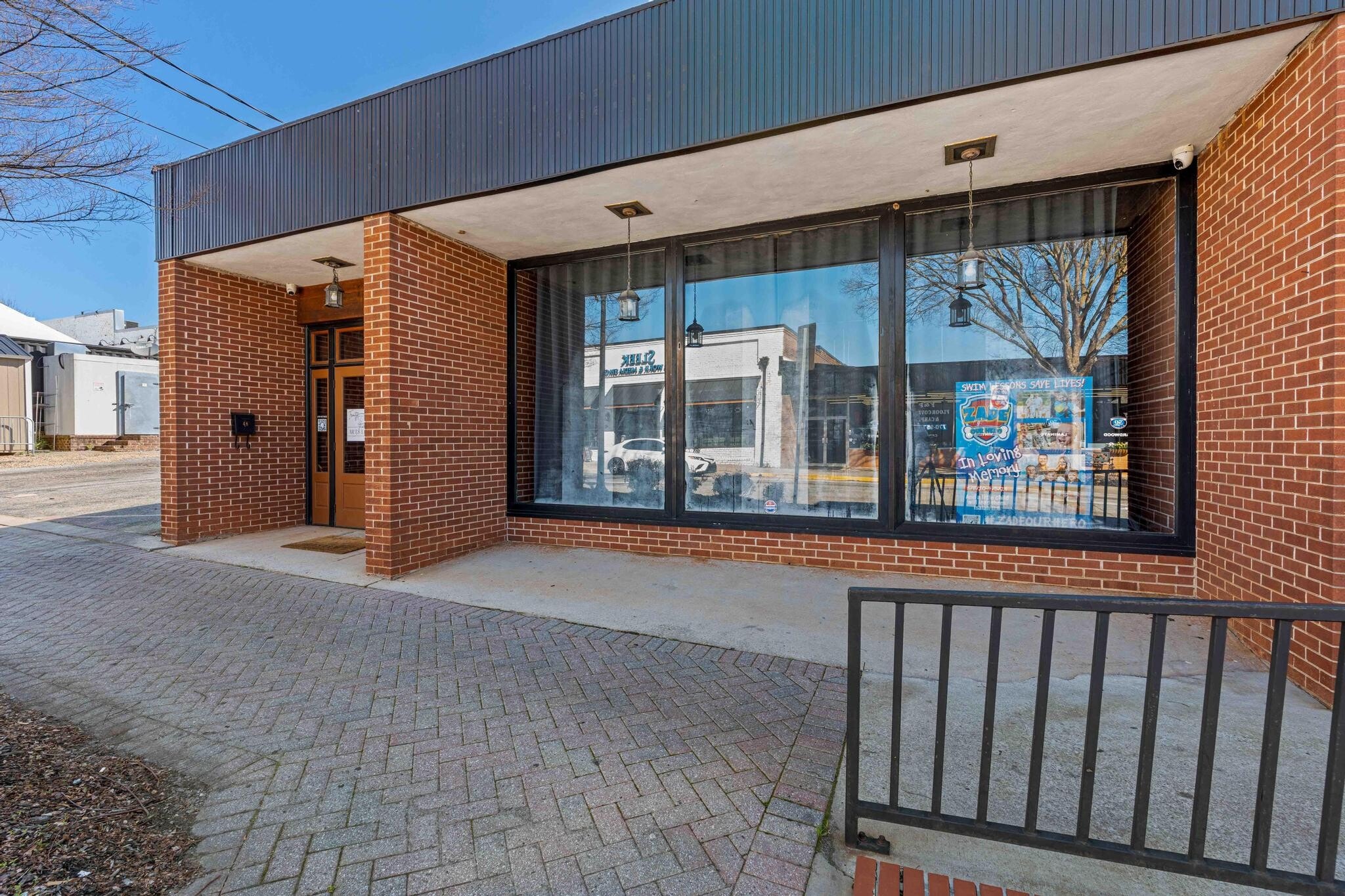 48 Griffin St, McDonough, GA for sale Primary Photo- Image 1 of 53