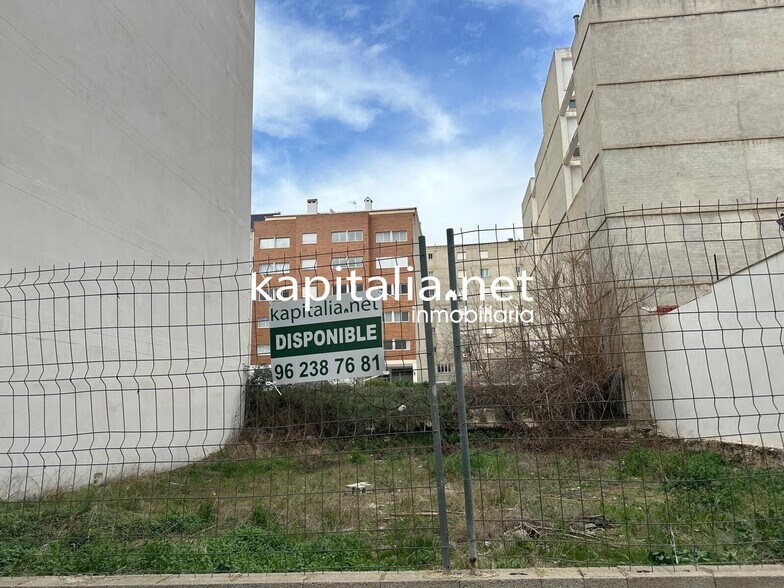 Land in València, Valencia for sale - Primary Photo - Image 1 of 14