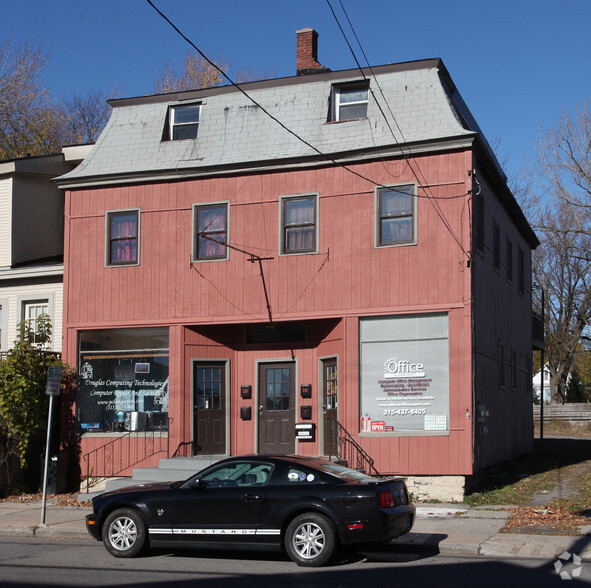 116-118 W Manlius St, East Syracuse, NY à vendre - Photo principale - Image 1 de 1