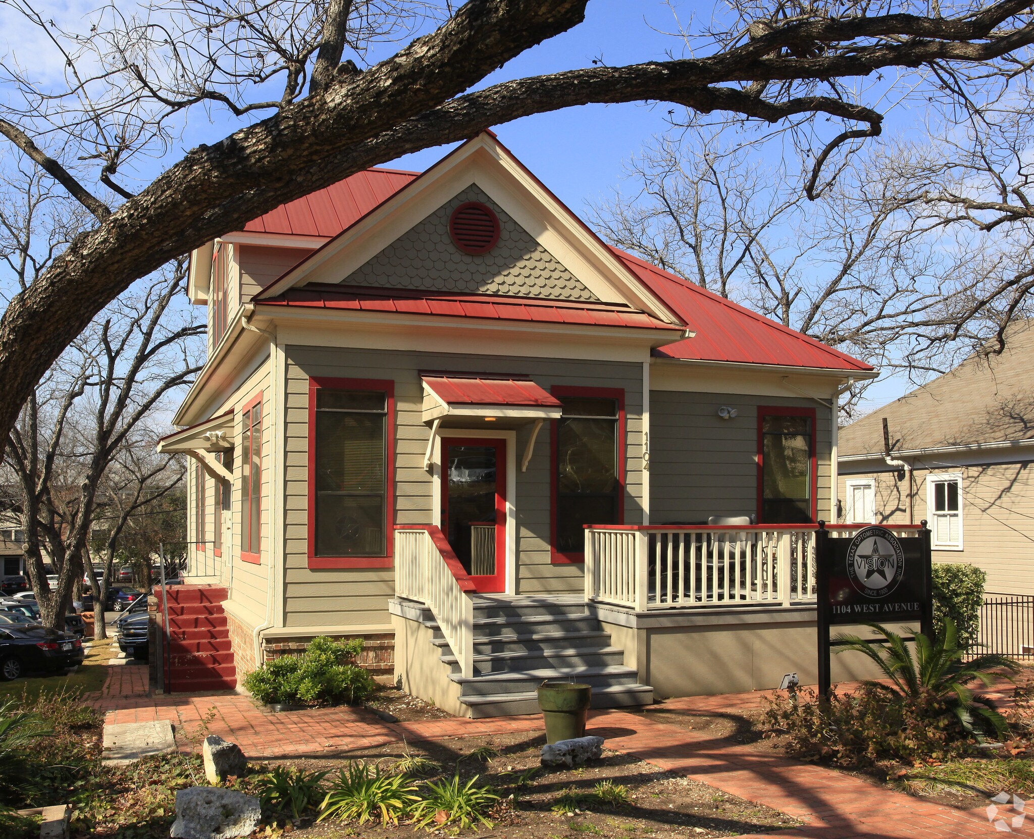 1104 West Ave, Austin, TX for lease Primary Photo- Image 1 of 7