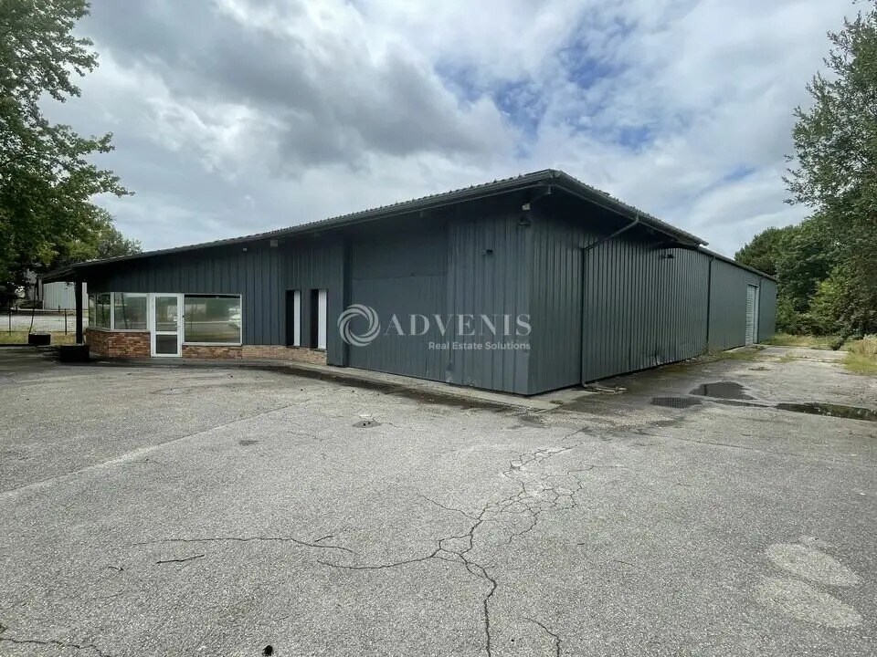 Flex in Gradignan for lease Building Photo- Image 1 of 10
