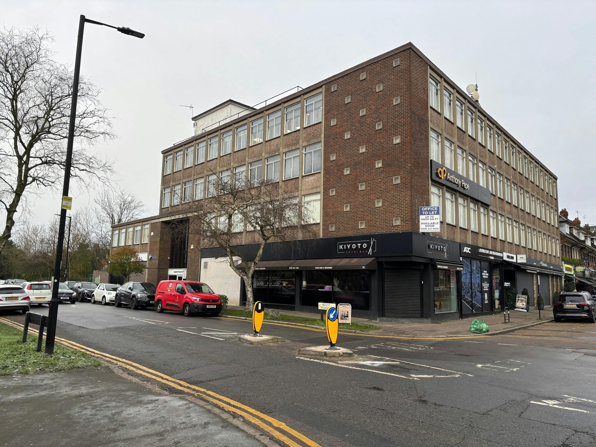 Mount Pleasant Rd, Barnet for lease Primary Photo- Image 1 of 20