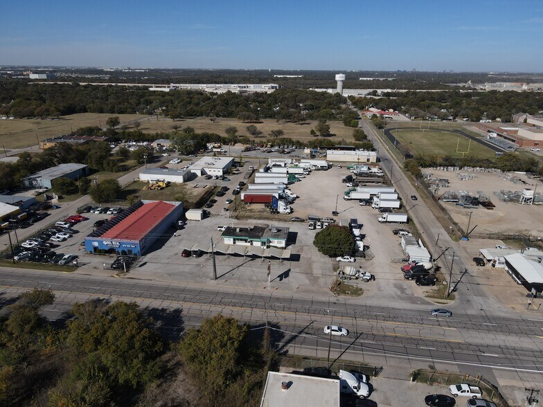 2626 E Main St, Grand Prairie, TX à louer - Photo du bâtiment - Image 1 de 3