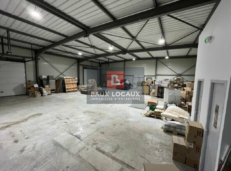 Industrial in Gallargues-le-Montueux for lease - Interior Photo - Image 2 of 4