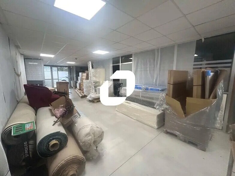 Bureau dans Argenteuil à louer - Photo intérieure - Image 3 de 12