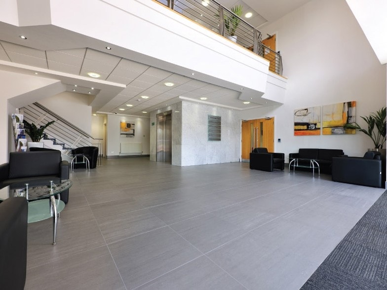 Princess Rd, Manchester for lease - Interior Photo - Image 2 of 3