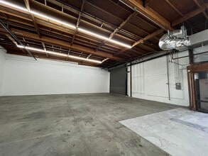 300-332 Littlefield Ave, South San Francisco, CA for lease Building Photo- Image 1 of 5