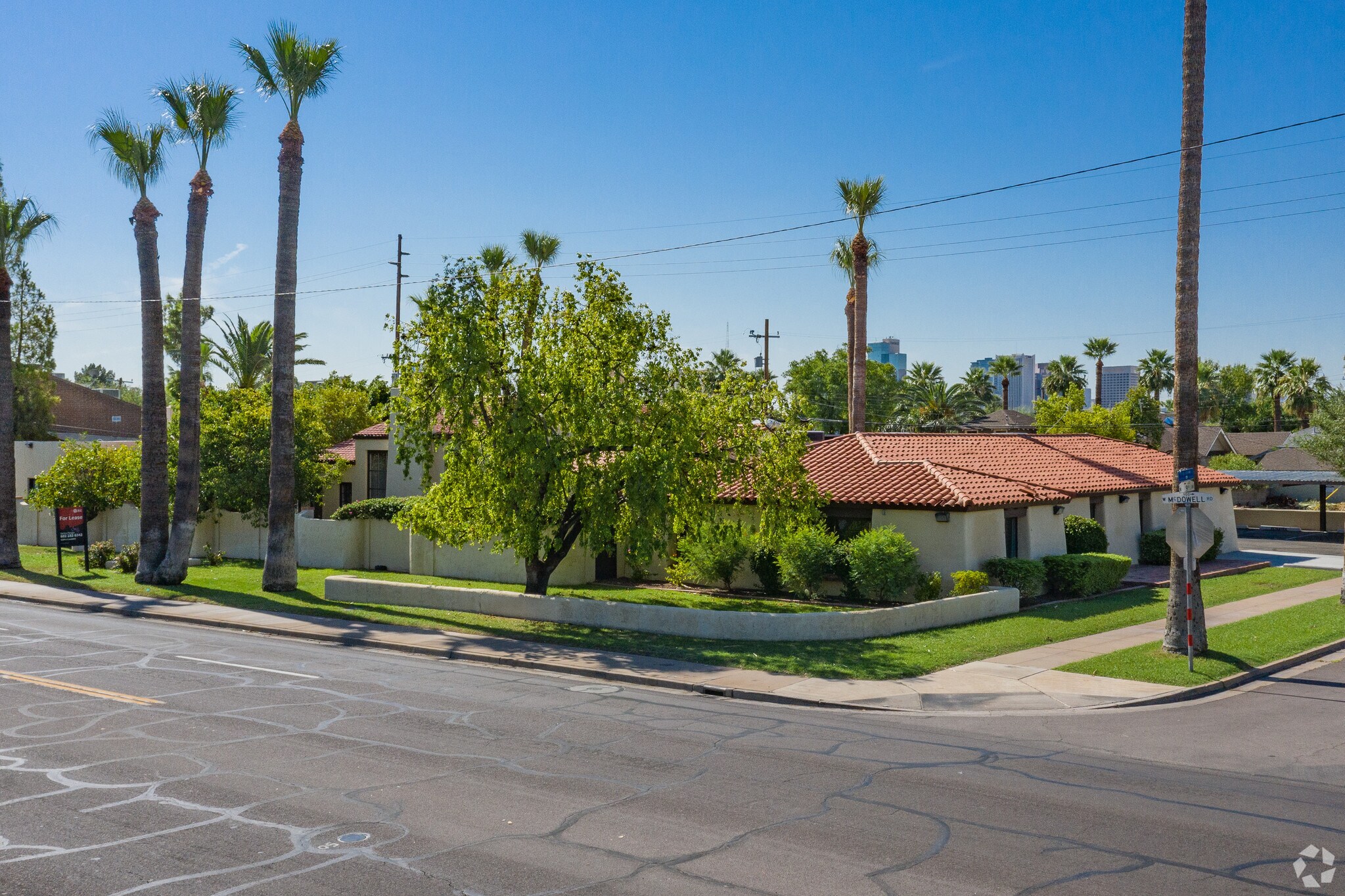 733-737 W McDowell Rd, Phoenix, AZ à louer Photo principale- Image 1 de 4