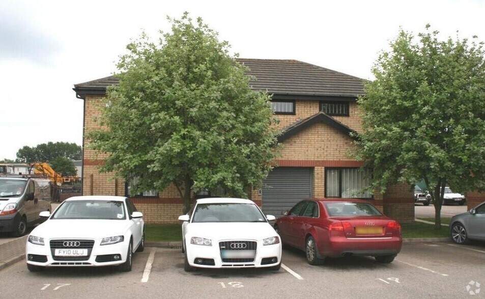 Exchange Rd, Lincoln à louer - Photo du bâtiment - Image 2 de 3