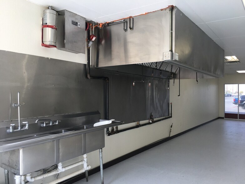 14010-14020 Horizon Blvd, El Paso, TX à louer - Photo du bâtiment - Image 2 de 9