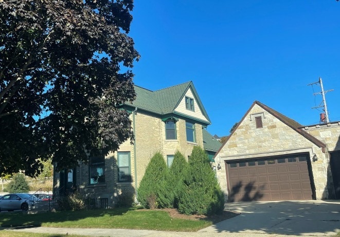 203 N Wisconsin St, Port Washington, WI for sale - Building Photo - Image 3 of 12
