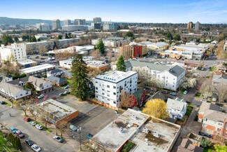 Plus de détails pour 1820 NE Davis St, Portland, OR - Multi-résidentiel à vendre