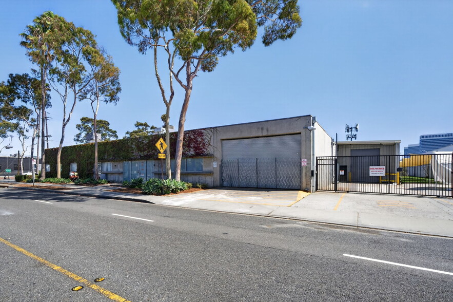 1924 E Maple Ave, El Segundo, CA for lease - Building Photo - Image 1 of 6