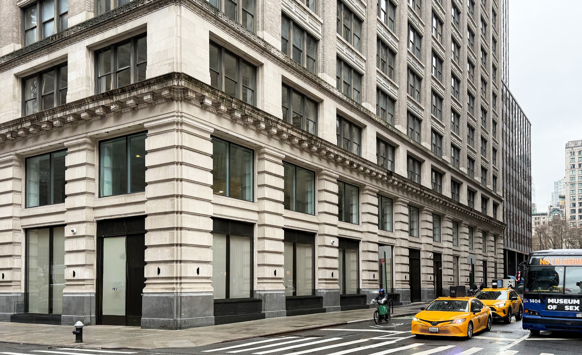 360 Park Ave S, New York, NY for lease Building Photo- Image 1 of 5