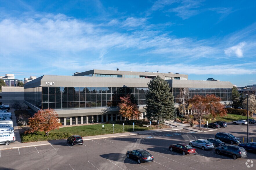 5700 S Quebec St, Greenwood Village, CO à louer - Photo du bâtiment - Image 2 de 9