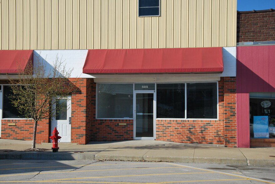 525 W Coates St, Moberly, MO for lease - Building Photo - Image 2 of 2