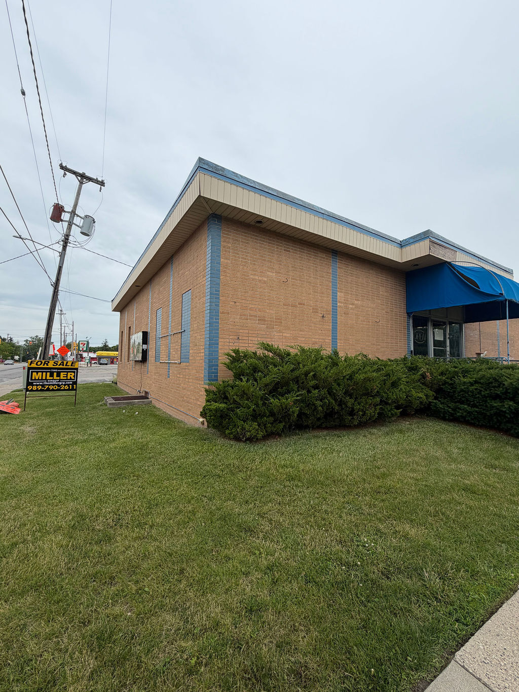 2620 W Genesee Ave, Saginaw, MI à vendre Photo principale- Image 1 de 32