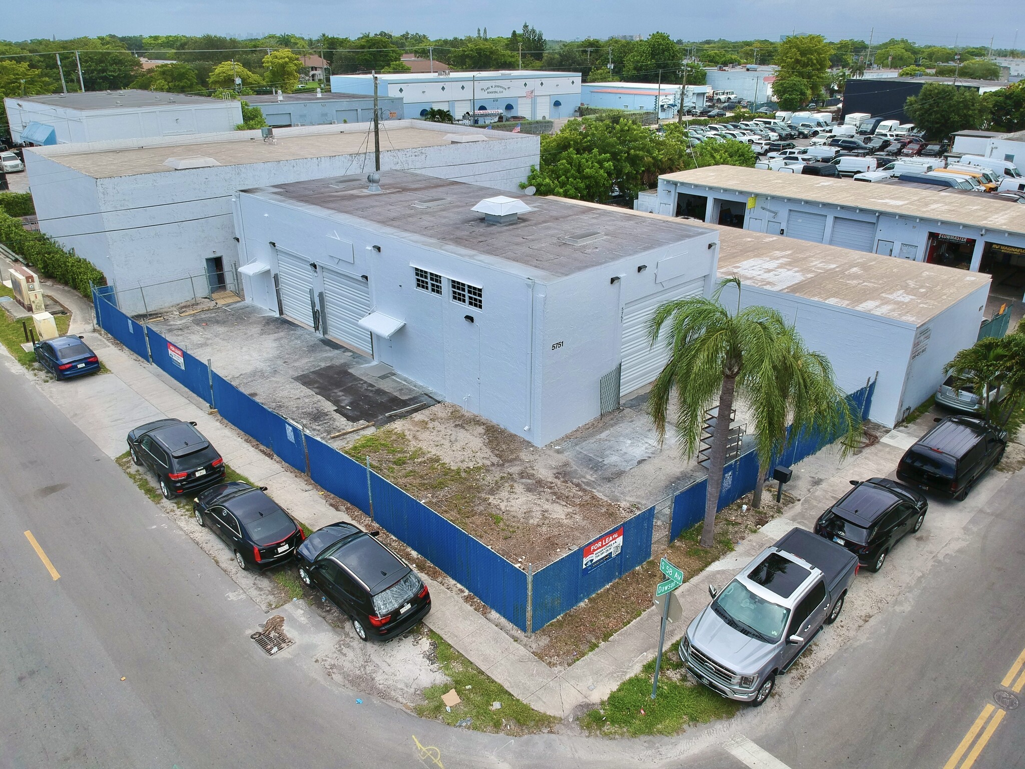 5751 Dawson St, Hollywood, FL à louer Photo du bâtiment- Image 1 de 29