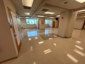 4600 SW 46th Ct, Ocala, FL for lease Interior Photo- Image 1 of 8