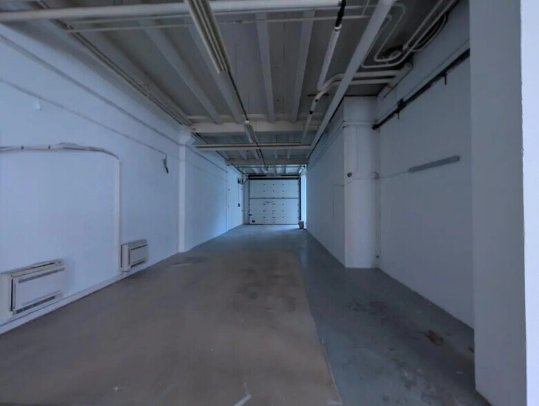 9 Chaussée Jules César, Osny for sale - Interior Photo - Image 3 of 7