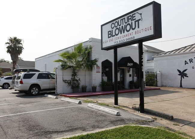 More details for 2419 S Shepherd Dr, Houston, TX - Retail for Sale