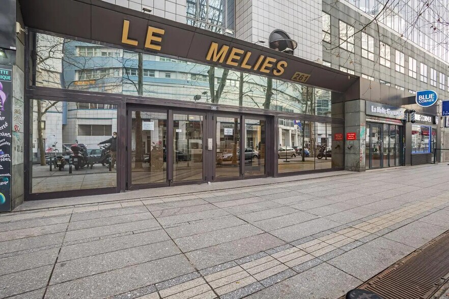 Bureau dans Montreuil à vendre - Photo du bâtiment - Image 2 de 12