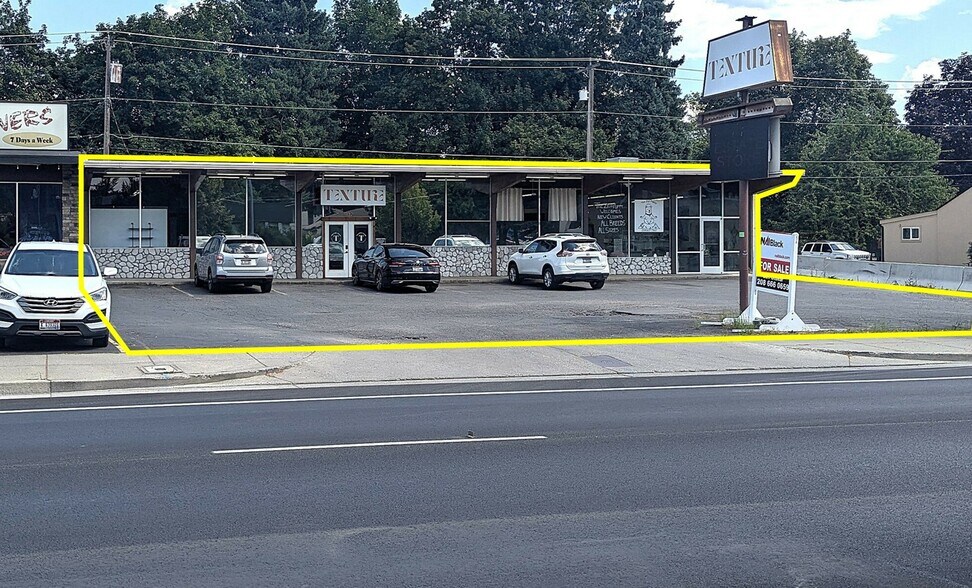 1130-1132 N 4th St, Coeur d'Alene, ID à vendre - Photo du bâtiment - Image 1 de 2