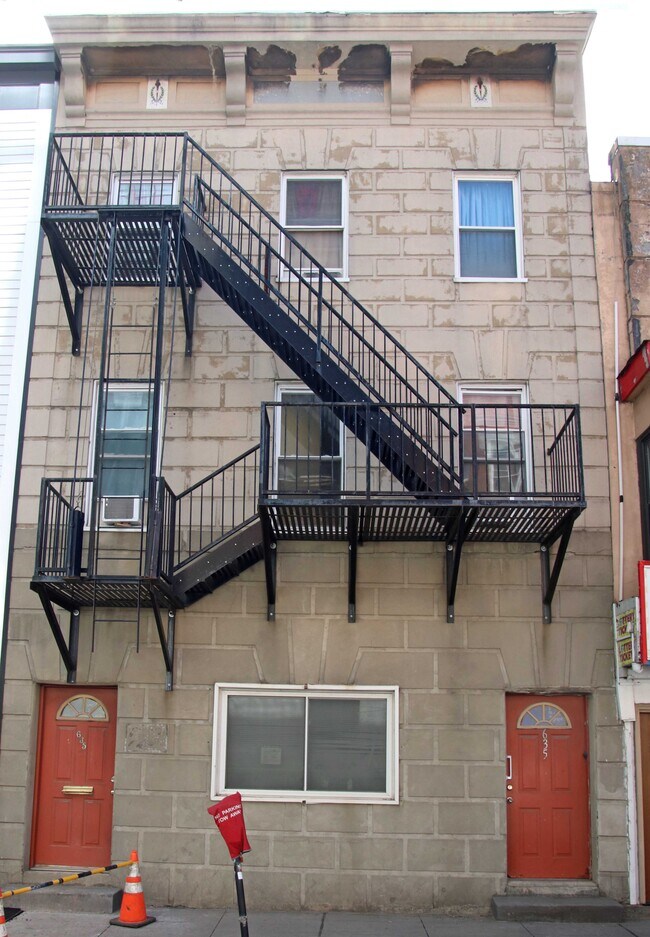 More details for 635 Newark Ave, Jersey City, NJ - Retail for Lease
