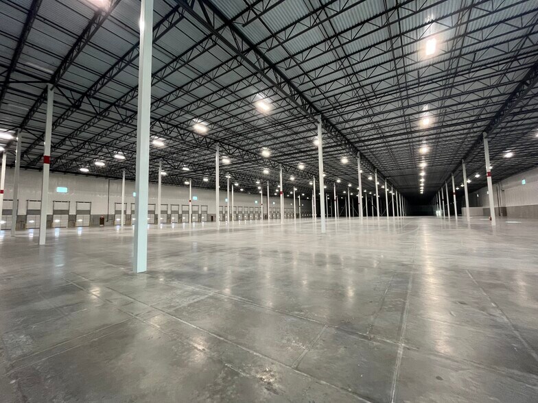 475 Leominster Shirley Rd, Lunenburg, MA à louer - Photo intérieure - Image 3 de 5