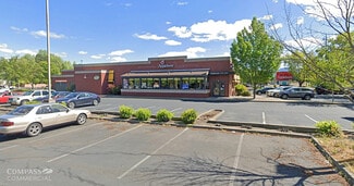 More details for 1388 Biddle Rd, Medford, OR - Retail for Sale