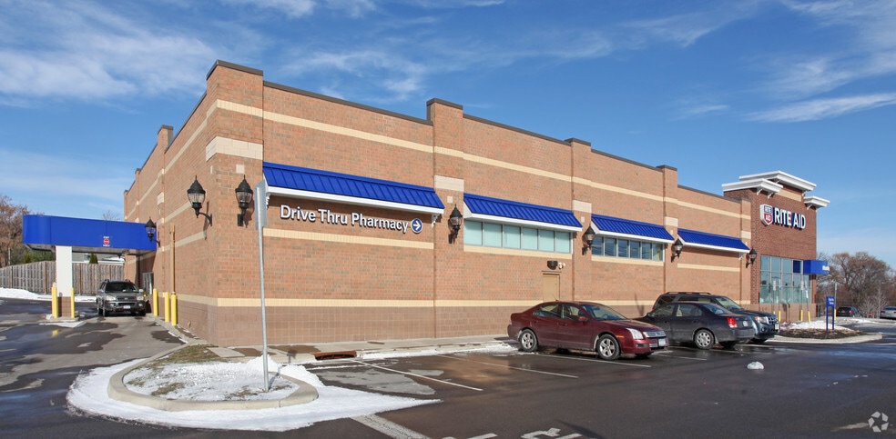 420 Hamilton St, Geneva, NY for lease - Building Photo - Image 2 of 9