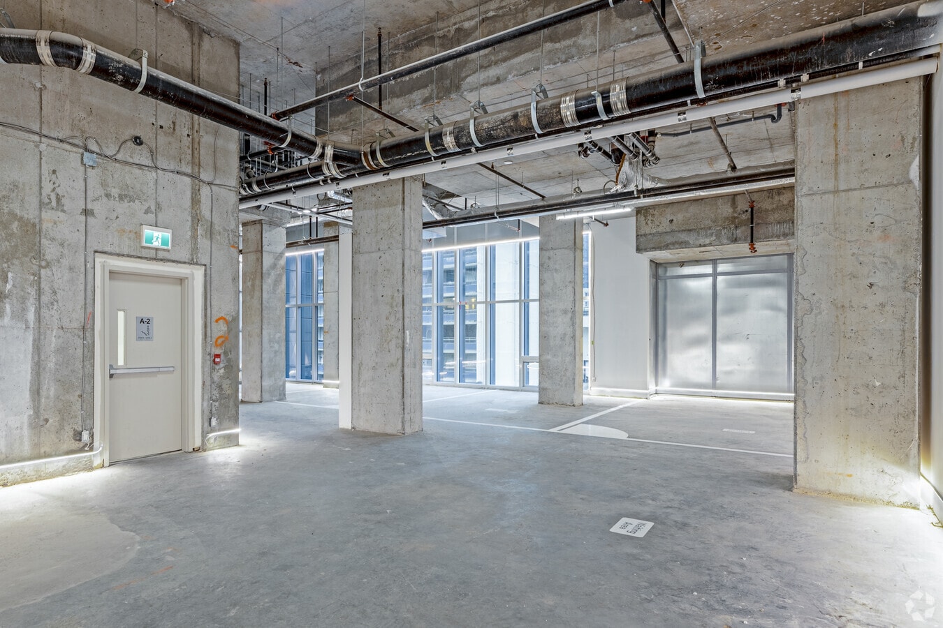 599 Yonge St, Toronto, ON M4Y 1Z4 - Unit 210 - - Interior Photo - Image 1 of 5