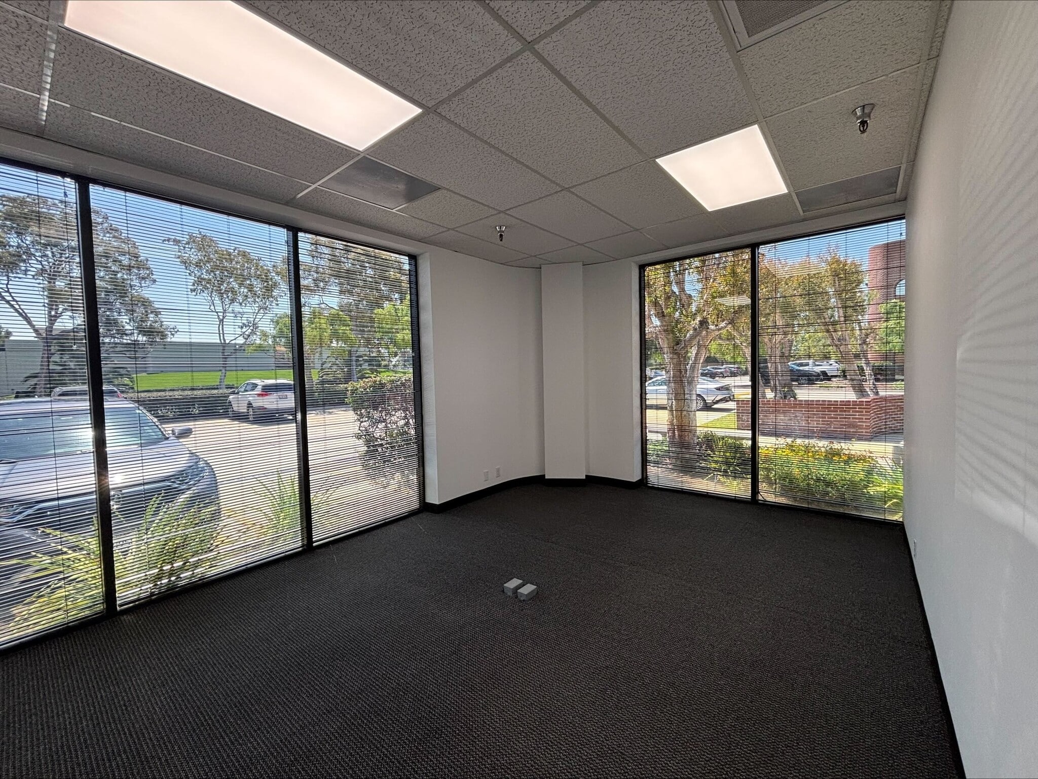357 Van Ness Way, Torrance, CA à louer Photo intérieure- Image 1 de 2