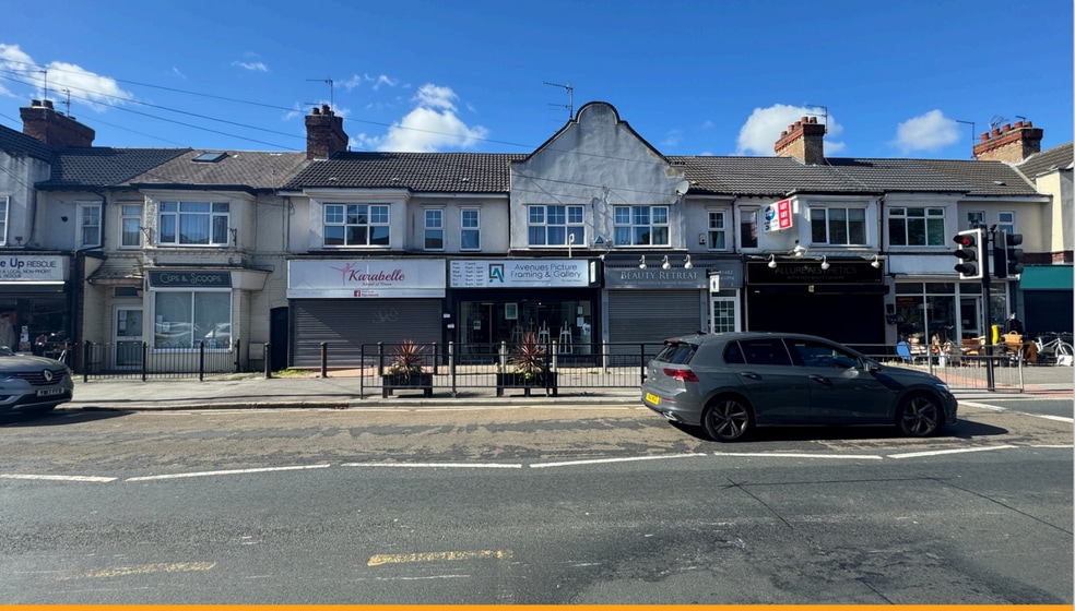 211-215 Chanterlands Av, Hull for sale - Building Photo - Image 1 of 1