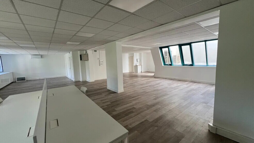 Bureau dans Boulogne-Billancourt à louer - Photo intérieure - Image 2 de 13