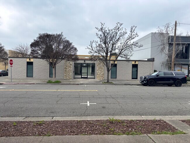 More details for 801 Jefferson St, Fairfield, CA - Office for Sale