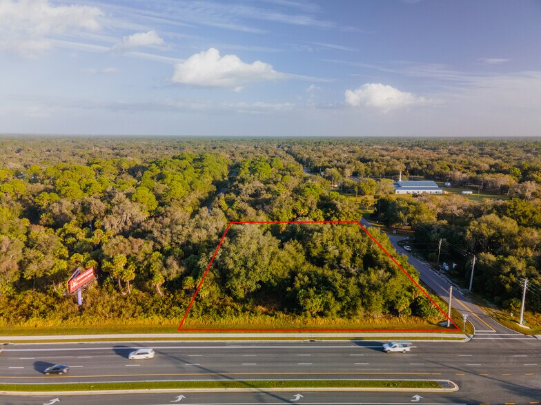 676 Tamiami Trl, Port Charlotte, FL à vendre - Photo du bâtiment - Image 3 de 9