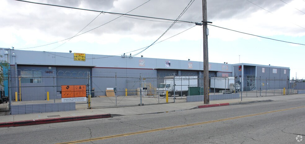 1900-1950 E 25th St, Vernon, CA à louer - Photo du bâtiment - Image 3 de 17