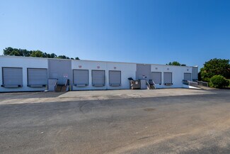 Plus de détails pour 2220 Center Park Dr, Charlotte, NC - Local d'activités à louer
