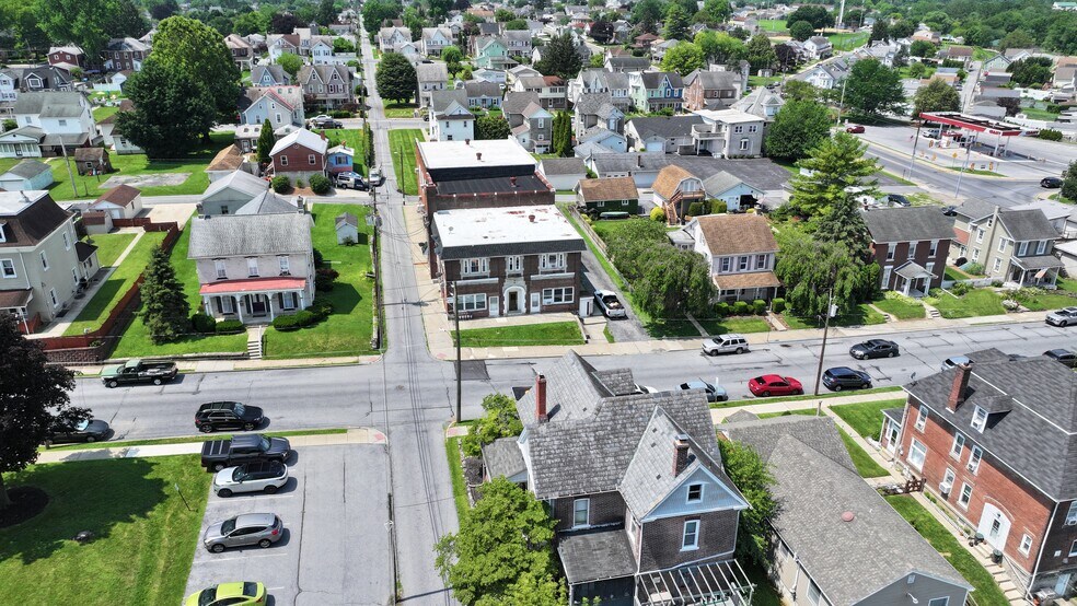 32-38 N 3rd St, Coplay, PA à louer - Photo du bâtiment - Image 3 de 16