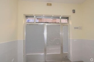 Calle San Leopoldo, 25, Madrid, Madrid for lease Interior Photo- Image 2 of 5