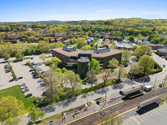 Plus de détails pour 29 Sawyer Rd, Waltham, MA - Bureau à louer