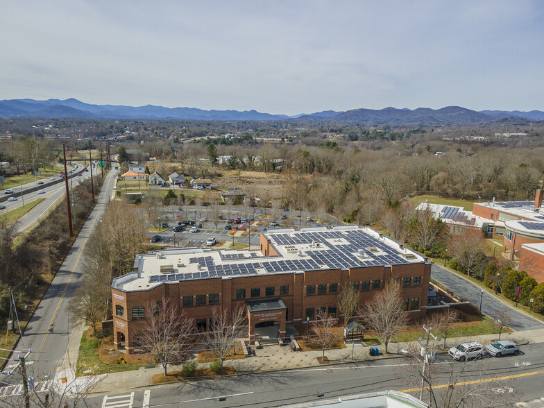 36 Montford Ave, Asheville, NC for sale - Aerial - Image 2 of 23