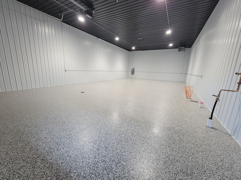 308 N Heritage Rd, Brandon, SD for sale - Interior Photo - Image 3 of 7