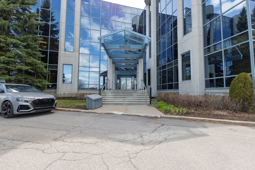 9900 Boul Cavendish, Montréal, QC à louer - Photo du bâtiment - Image 2 de 8