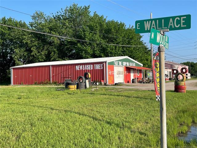 Plus de détails pour 1307 Wood Dr, Okmulgee, OK - Commerce de détail à vendre