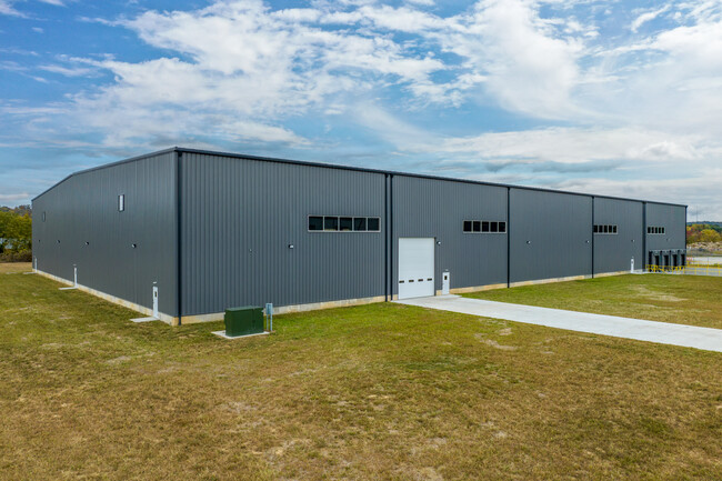 Plus de détails pour 340 Commerce Drive, South Point, OH - Industriel à vendre