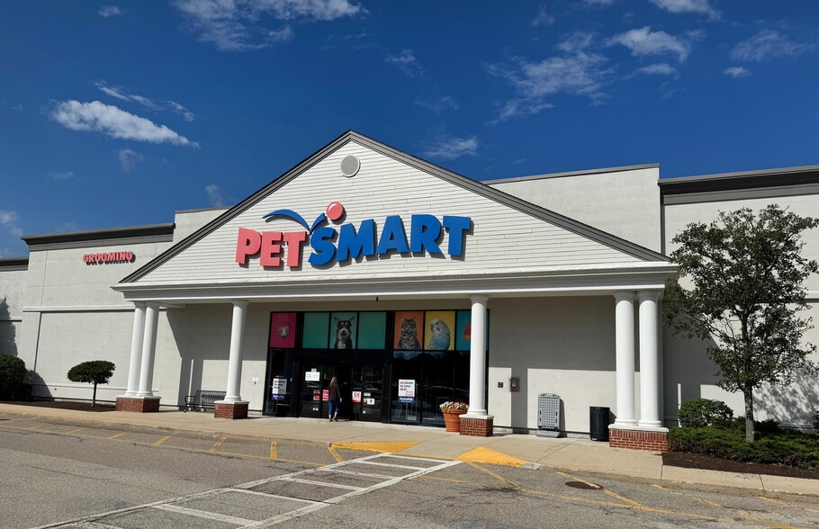 10-105 Long Pond Rd, Plymouth, MA for lease - Building Photo - Image 2 of 13