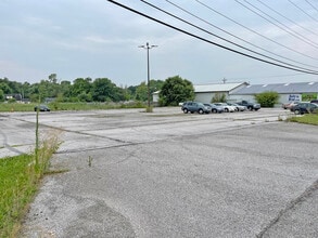 3250 W Sunshine St, Springfield, MO for lease Building Photo- Image 2 of 6